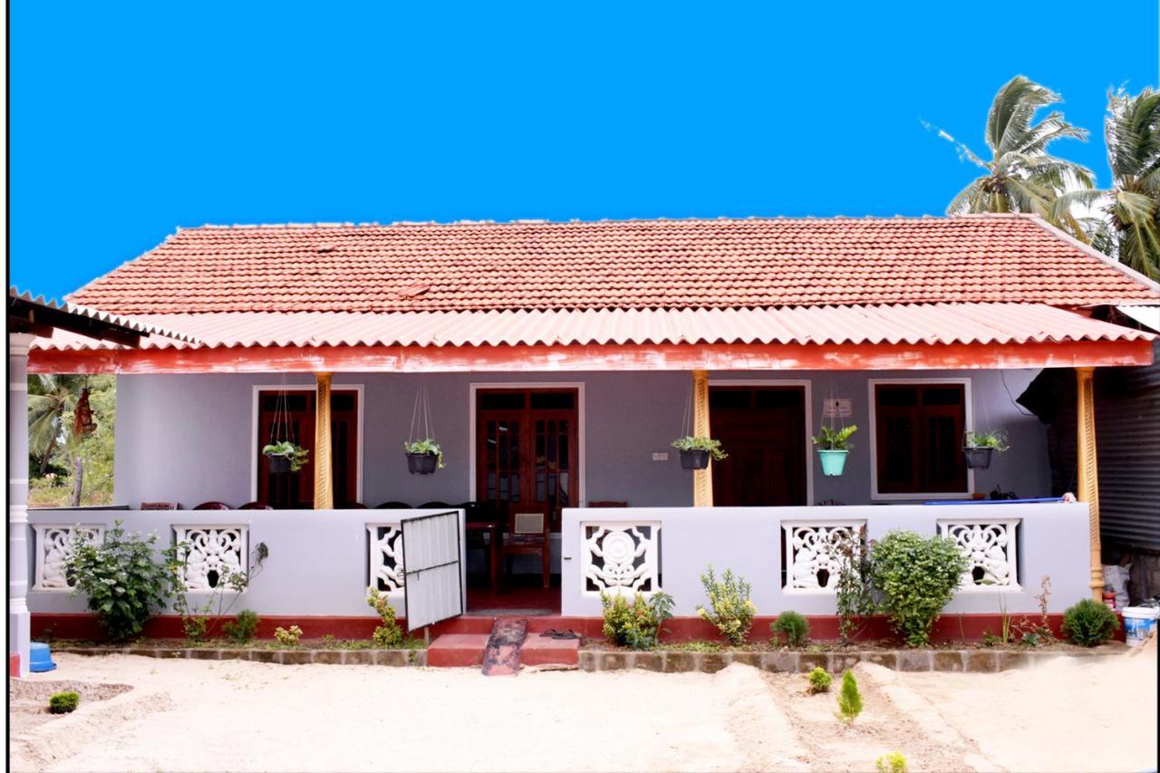 نيلافيلي Suman Beach Rooms المظهر الخارجي الصورة