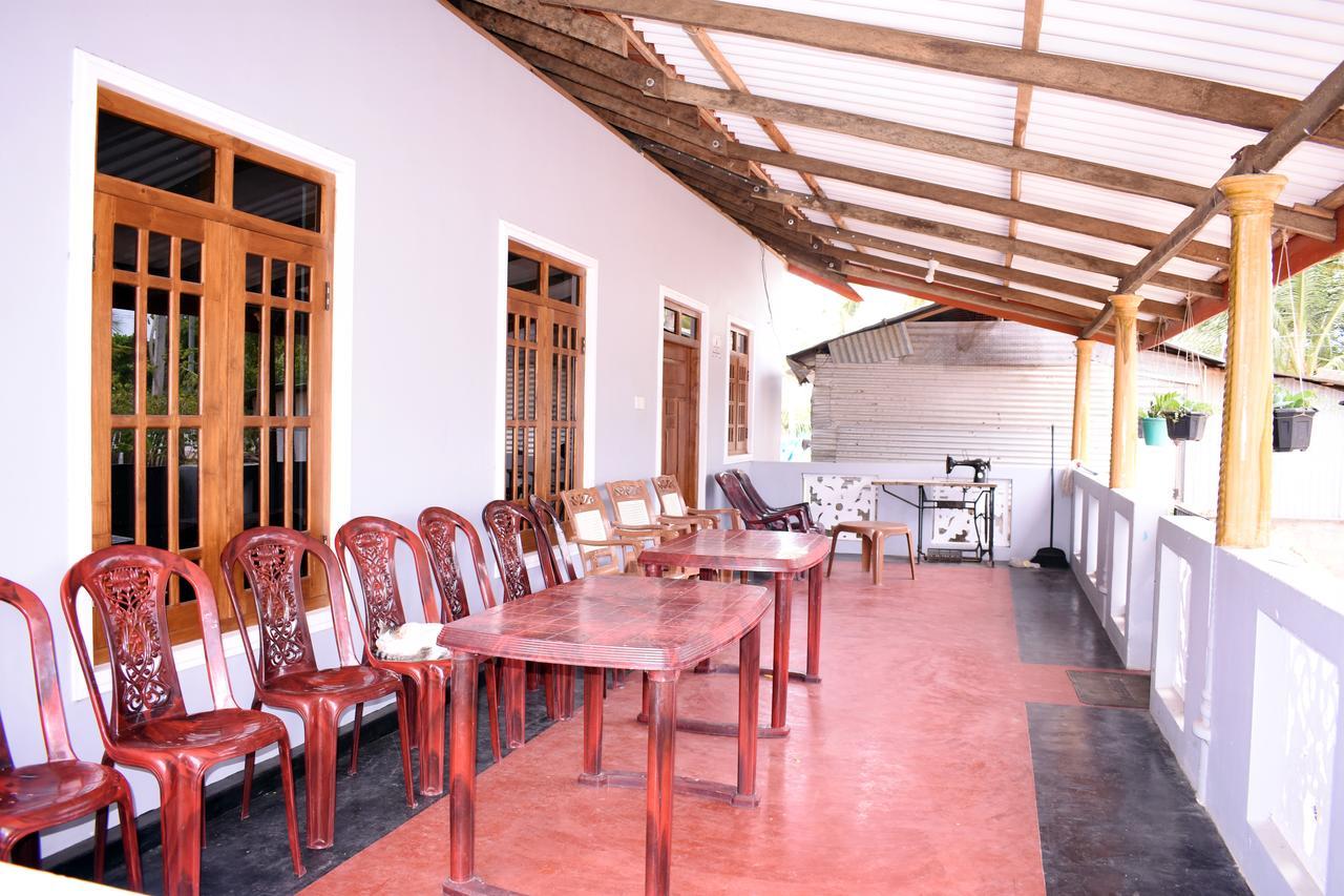 نيلافيلي Suman Beach Rooms المظهر الخارجي الصورة